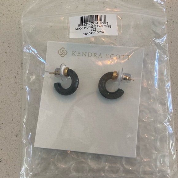 Kendra Scott Black Hoop Earrings - Picture 4 of 5